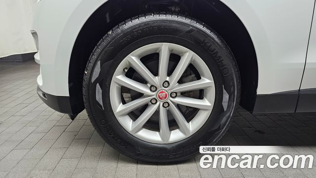 Jaguar F-PACE из Кореи Encar