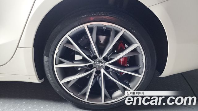 Maserati Ghibli из Кореи Encar