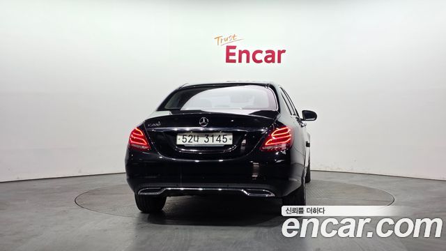 Mercedes-Benz C-Class из Кореи Encar