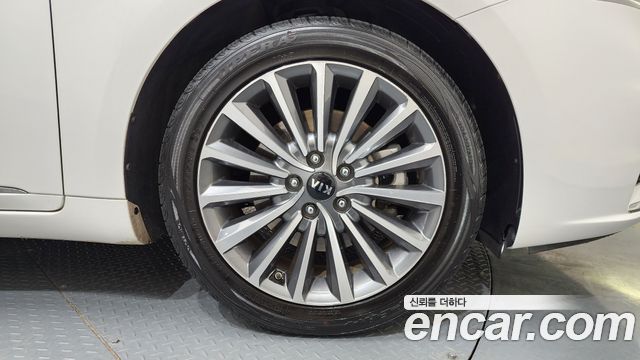 Kia K7 из Кореи Encar