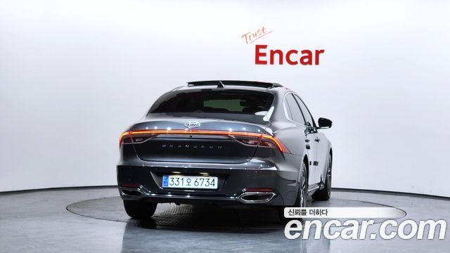 Hyundai Grandeur из Кореи Encar