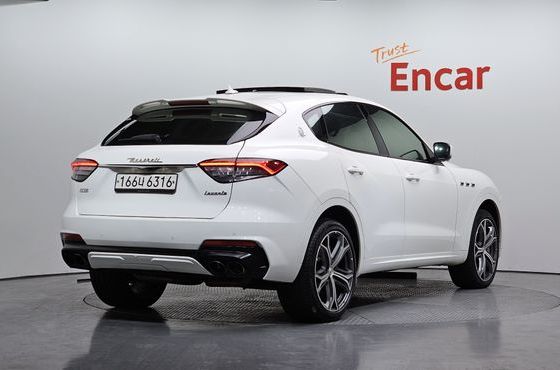 Maserati Levante 3.8 GTS AWD — пробег 59 926 км — фото 2 из 5