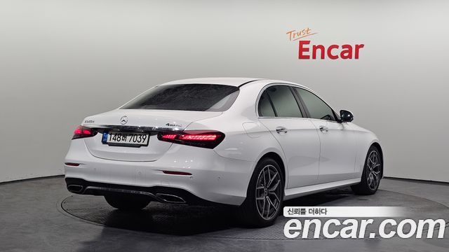 Mercedes-Benz E-Class E220d 4MATIC AMG Line — пробег 73 603 км — фото 2 из 5