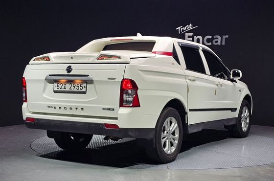 Ssangyong KORANDO 2.2 CX7 4WD Club — пробег 89 389 км — фото 2 из 5