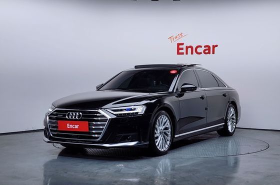 Audi A8 55 TFSI Quattro LWB — пробег 62 306 км — фото 1 из 5