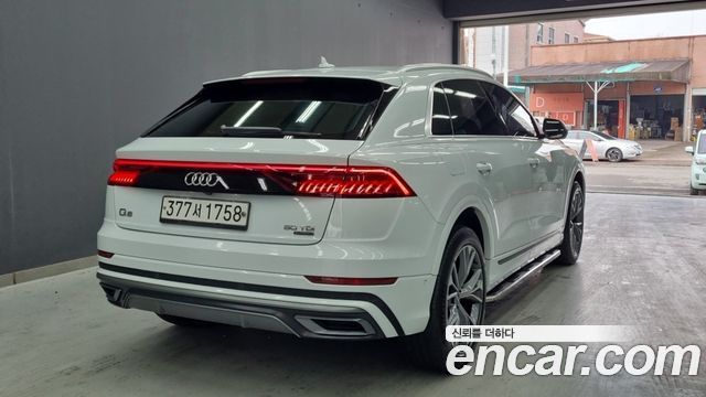 Audi Q8 из Кореи Encar