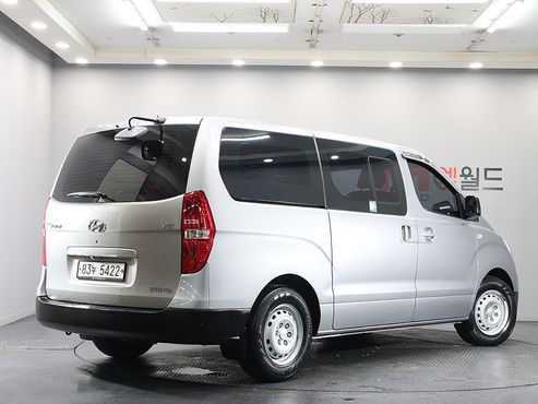 Hyundai Starex 5-Seater VAN Smart — пробег 131 636 км — фото 3 из 5