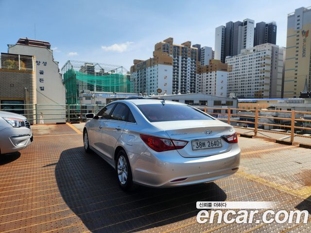 Hyundai Sonata Prime High-Deluxe — пробег 144 634 км — фото 3 из 5