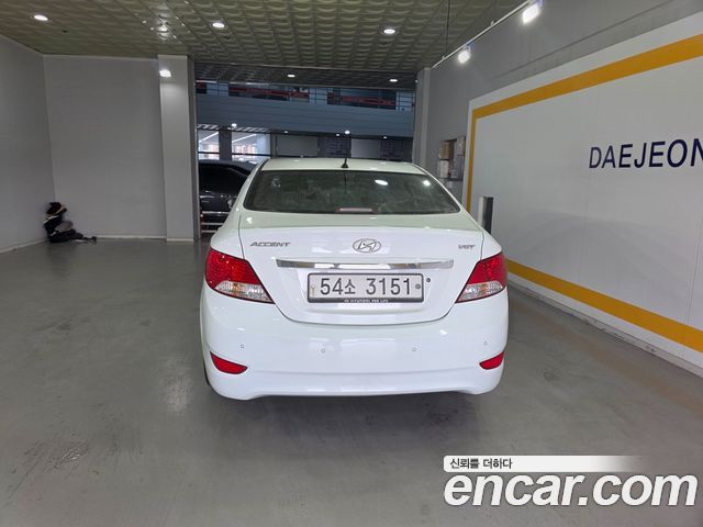 Hyundai Accent Diesel 1.6 VGT Premier — пробег 246 337 км — фото 4 из 5