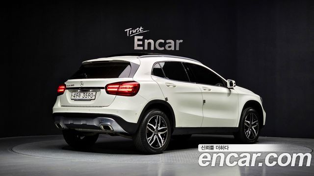 Mercedes-Benz GLA-Class из Кореи Encar