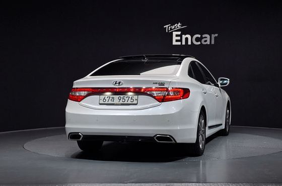 Hyundai Grandeur HG220 Diesel Premium — пробег 188 610 км — фото 4 из 5