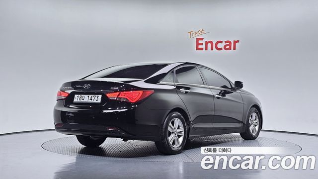 Hyundai Sonata CVVL Smart — пробег 181 653 км — фото 2 из 5
