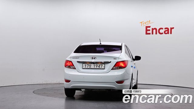 Hyundai Accent из Кореи Encar