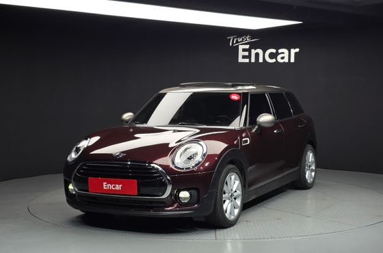 Mini Clubman Standard 2nd — пробег 70 046 км — фото 1 из 5