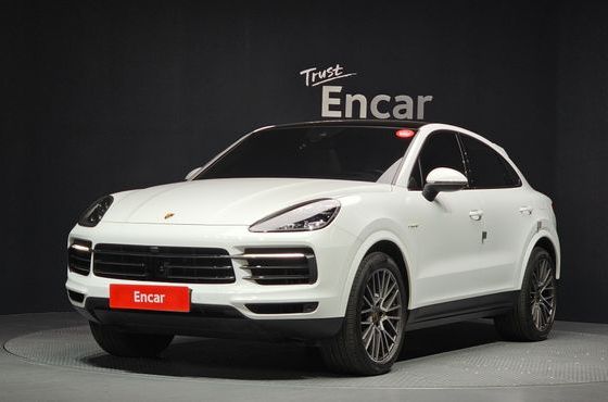 Porsche Cayenne 3.0 E-Hybrid Coupe — пробег 66 474 км — фото 1 из 5