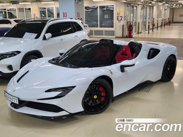 Ferrari SF90 4.0 — пробег 6 800 км — фото 1 из 5