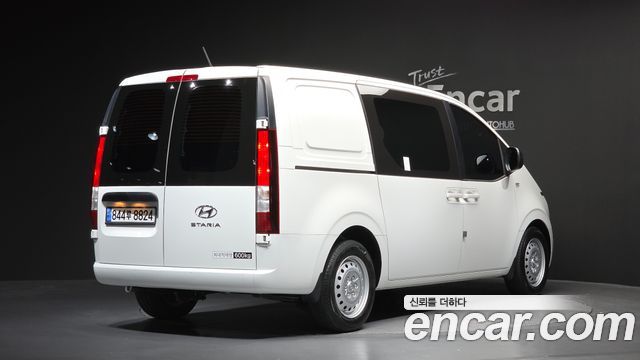 Hyundai Staria из Кореи Encar