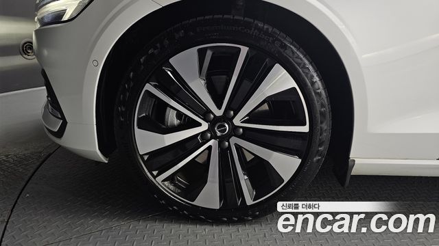 Volvo S60 из Кореи Encar
