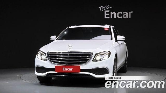 Mercedes-Benz E-Class из Кореи Encar
