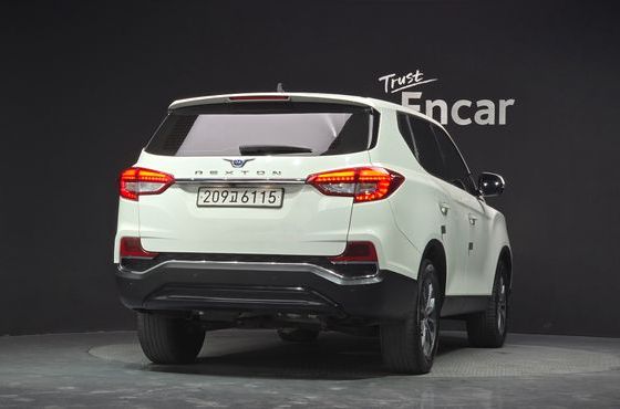 Ssangyong Rexton Diesel 2.2 2WD Luxury — пробег 125 742 км — фото 4 из 5
