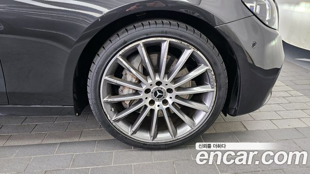 Mercedes-Benz E-Class E350 4MATIC AMG Line Edition — пробег 108 768 км — фото 5 из 5