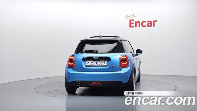 Mini Cooper Mid 3rd — пробег 115 620 км — фото 4 из 5