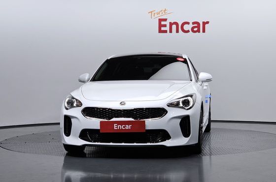Kia Stinger 2.2 Diesel 2WD Prime — пробег 111 898 км — фото 3 из 5
