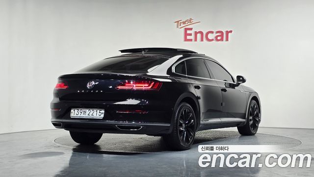 Volkswagen Arteon 2.0 TDI Prestige — пробег 114 433 км — фото 2 из 5