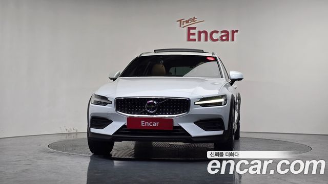 Volvo V60 из Кореи Encar