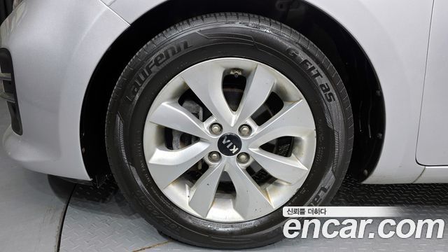 Kia pride из Кореи Encar