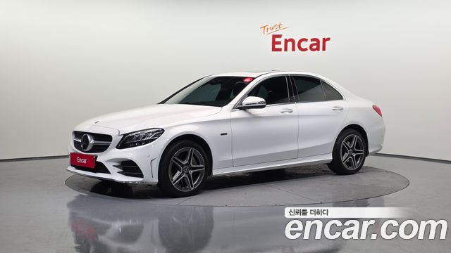 Mercedes-Benz C-Class C300e 4MATIC AMG Line — пробег 71 555 км — фото 1 из 5