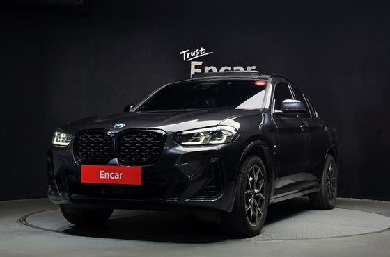 BMW X4 xDrive20i M Sport — пробег 63 700 км — фото 1 из 5