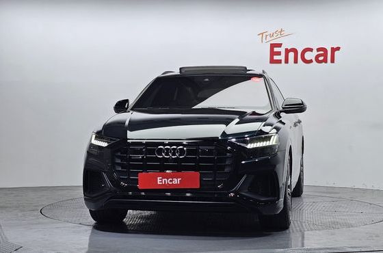 Audi Q8 55 TFSI Quattro Premium — пробег 58 190 км — фото 3 из 5