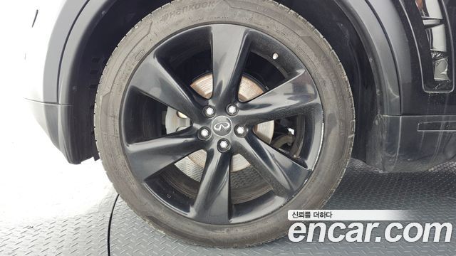 Infiniti QX70 из Кореи Encar