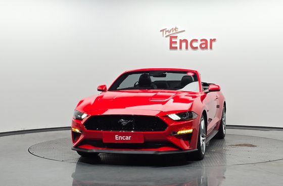 Ford Mustang GT Convertible — пробег 69 229 км — фото 3 из 5