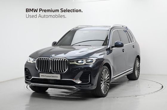 BMW X7 xDrive 40i Design Pure Excellence 6-Seater — пробег 86 079 км — фото 1 из 5