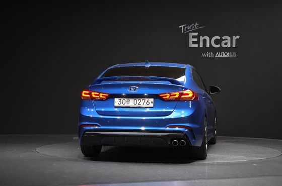 Hyundai AVANTE 1.6 Turbo Sport — пробег 119 335 км — фото 4 из 5