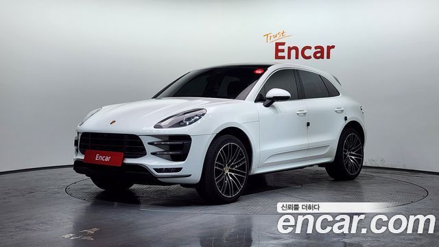 Porsche Macan из Кореи Encar