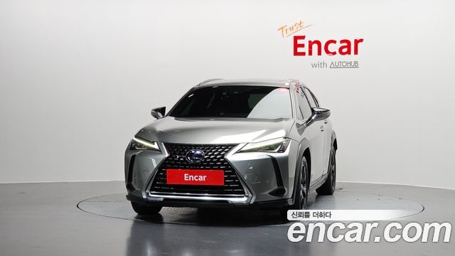 Lexus UX 2.0 2WD — пробег 81 872 км — фото 3 из 5