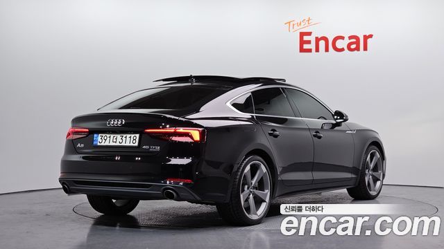 Audi A5 45 TFSI Quattro Premium Sportback — пробег 28 526 км — фото 2 из 5