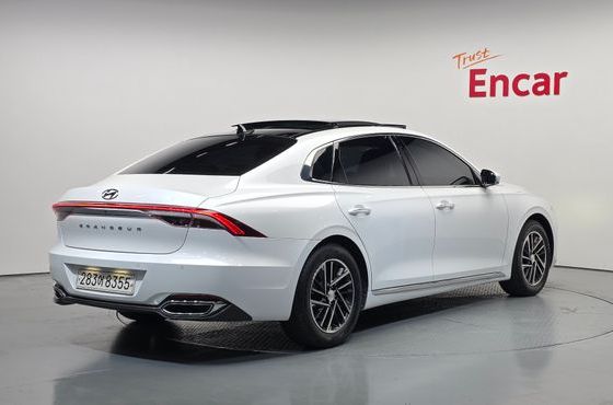 Hyundai Grandeur 3.0 LPi Rent Car Premium — пробег 98 857 км — фото 2 из 5