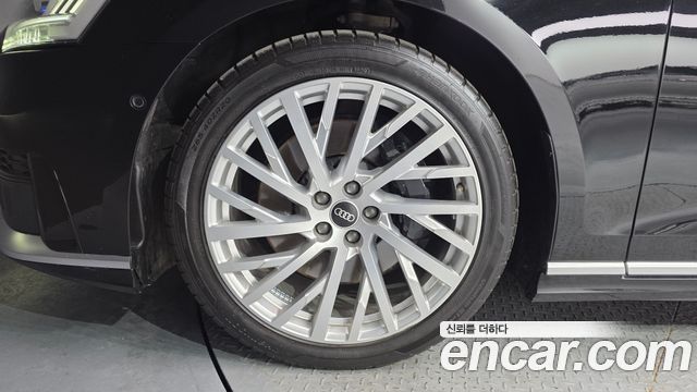 Audi A8 из Кореи Encar