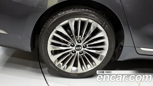 Kia K7 из Кореи Encar