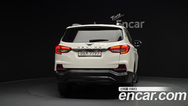 Ssangyong Rexton из Кореи Encar