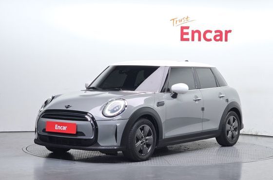 Mini Cooper 5Door Classic Third Generation — пробег 8 949 км — фото 1 из 5