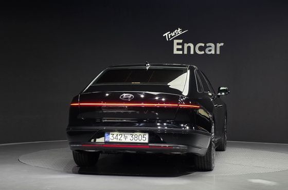 Hyundai Grandeur Honors — пробег 7 337 км — фото 4 из 5