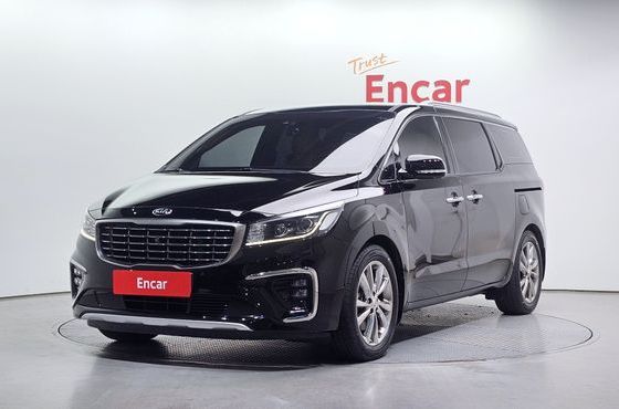 Kia Carnival 9-Seater Noblesse — пробег 79 873 км — фото 1 из 5