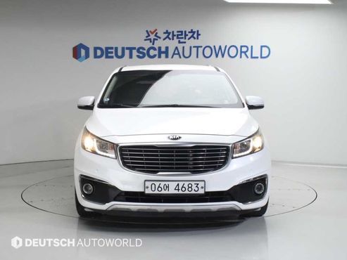 Kia Carnival 7-seater Limousine VIP — пробег 146 062 км — фото 3 из 5