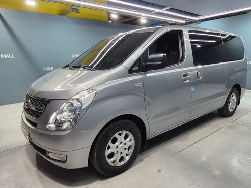 Hyundai Starex 12-Seater Wagon CVX Luxury — пробег 156 000 км — фото 2 из 5