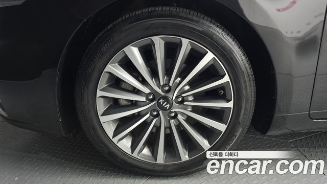Kia K7 из Кореи Encar